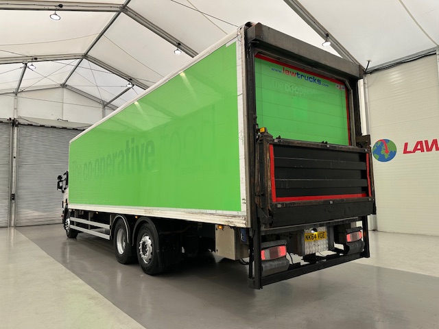 Scania P280 6×2 Rear Lift Day Cab Fridge Box