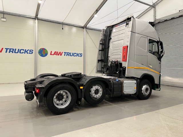 Volvo FH 500 6×2 Midlift Tractor Unit