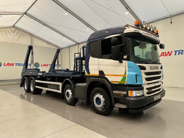 Scania P370 8×4 Sleeper Cab Skip Loader
