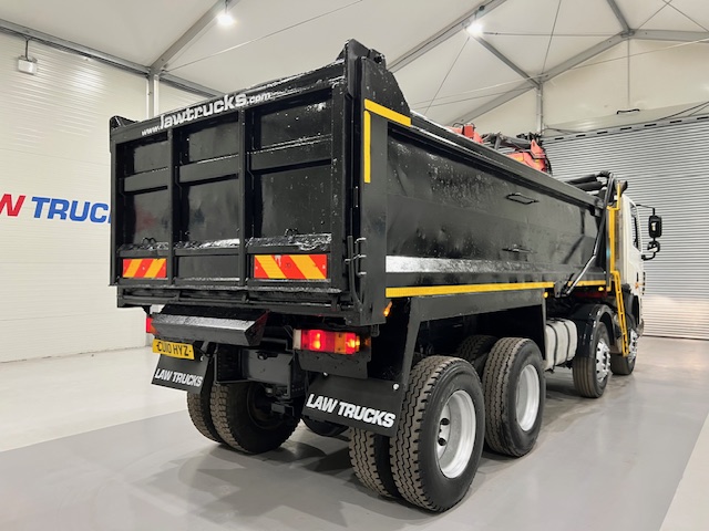 DAF CF85 360 8×4 Day Cab Steel Tipper Grab