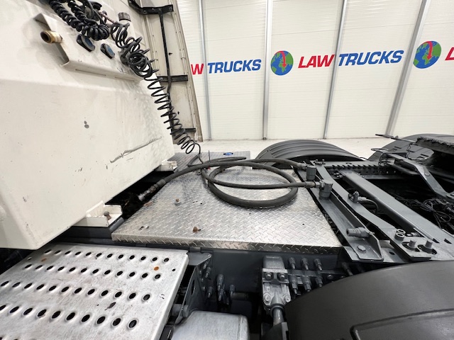 Volvo FH 500 6×2 Sleeper Cab Tractor Unit PTO