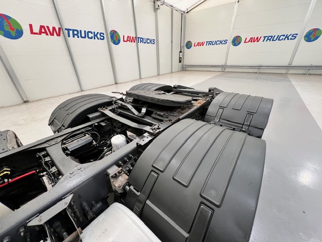Volvo FH 500 6×2 Midlift Tractor Unit
