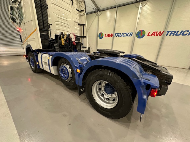 Volvo FH 500 6×2 Midlift Tractor Unit