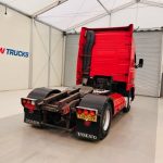 Volvo FH12 420 4×2 GTXL Tractor Unit - thumbnail