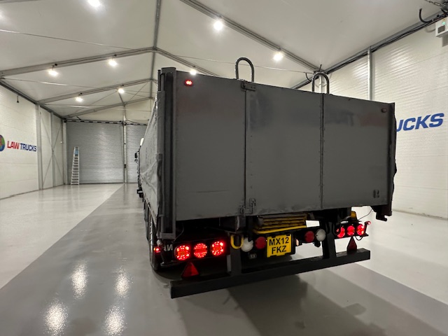 DAF CF85 460 6×2 Flatbed Drawbar Brick Grab