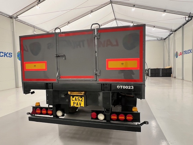 Scania P270 6×2 10 Tyre Flatbed Drawbar Brick Grab