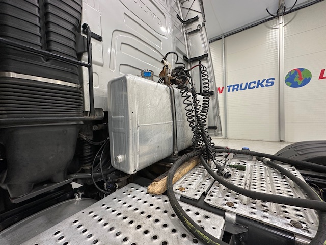 Volvo FH 500 6×2 Midlift Tractor Unit PTO