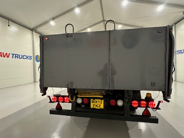 DAF CF85 460 6×2 Flatbed Drawbar Brick Grab