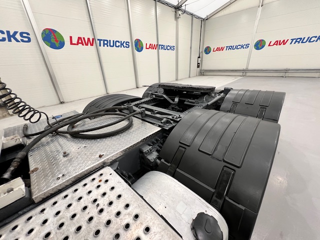Volvo FH 500 6×2 Sleeper Cab Tractor Unit PTO