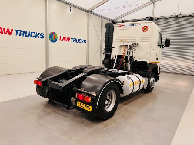 Volvo FH12 420 4×2 Tractor Unit