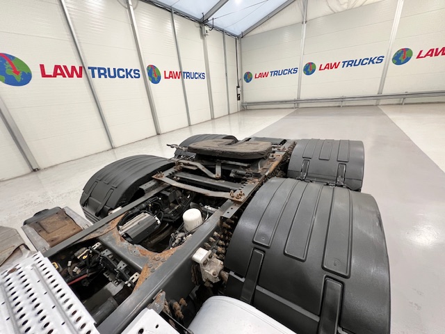Volvo FH 500 6×2 Sleeper Cab Tractor Unit