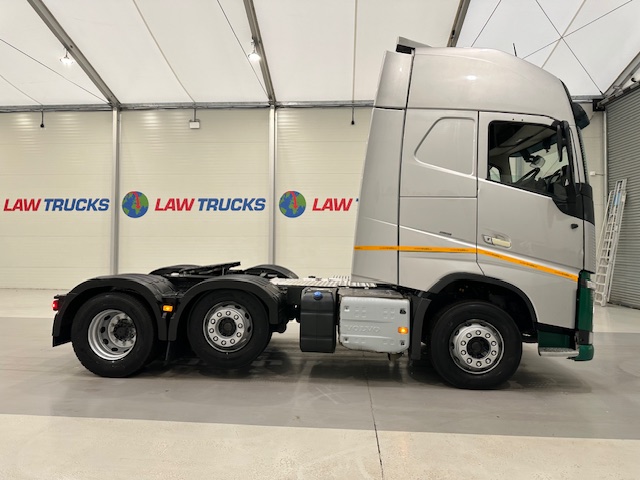 Volvo FH 500 6×2 Midlift Tractor Unit