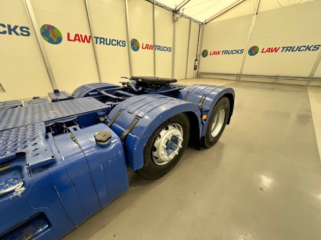 Volvo FH 500 6×2 Midlift Tractor Unit
