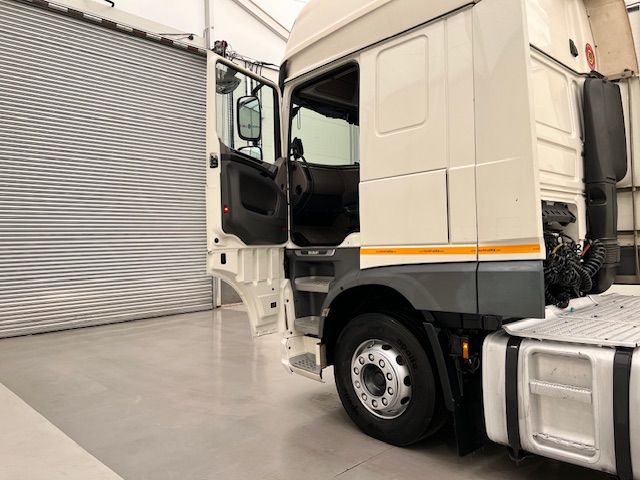 DAF XF 480 6×2 Midlift Tractor Unit