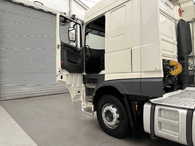 DAF XF 480 6×2 Midlift Tractor Unit
