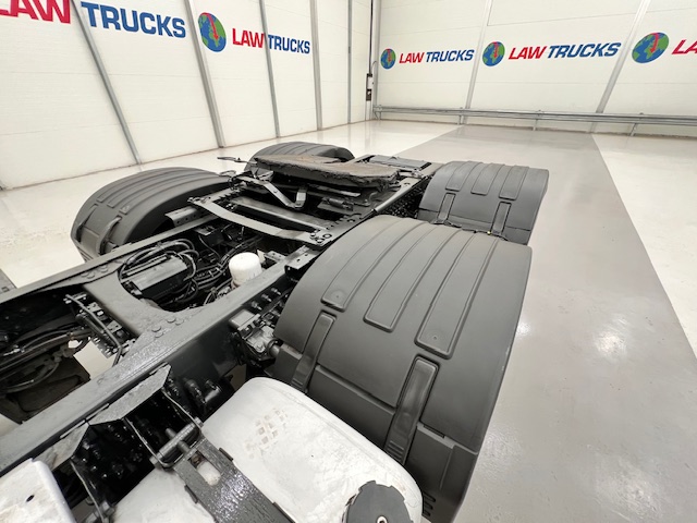 Volvo FH 500 6×2 Midlift Tractor Unit