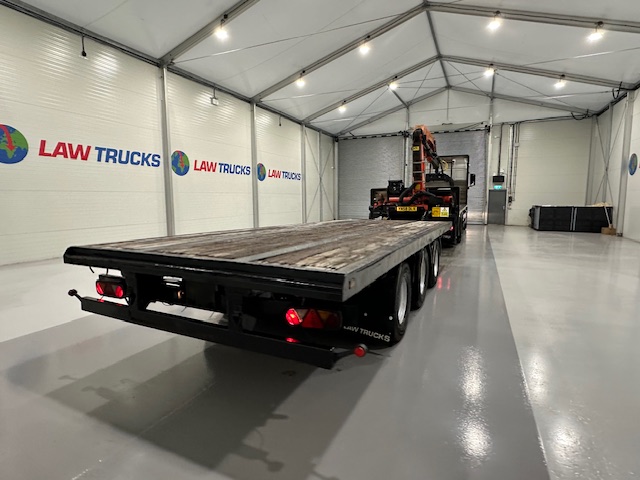 MAN TGX 26.440 6×2 Brick Grab Drawbar