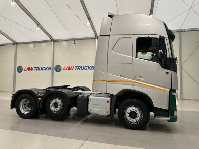 Volvo FH 500 6×2 Midlift Tractor Unit
