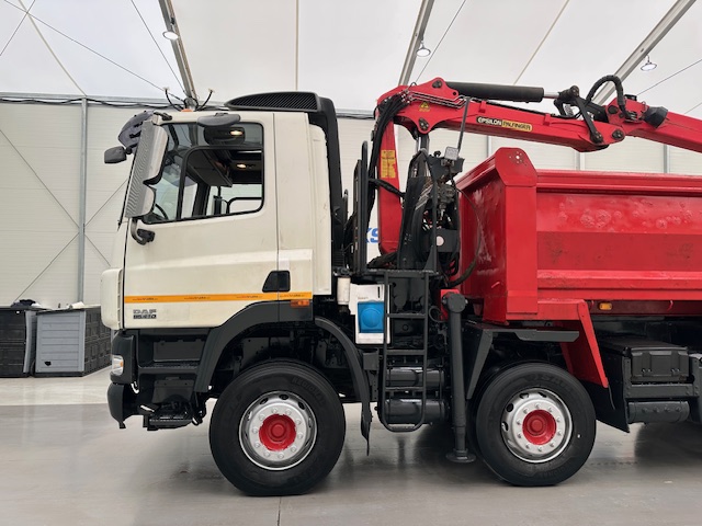 DAF CF85 410 8×4 Day Cab Steel Tipper Grab
