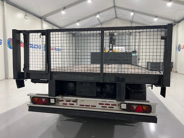 Scania R420 8×2 Rear Lift Brick Grab Drawbar