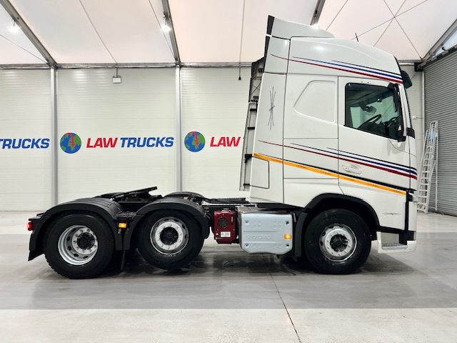 Volvo FH 500 6×2 Midlift Tractor Unit