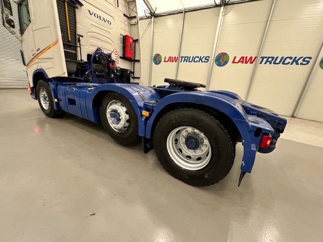 Volvo FH 500 6×2 Midlift Tractor Unit