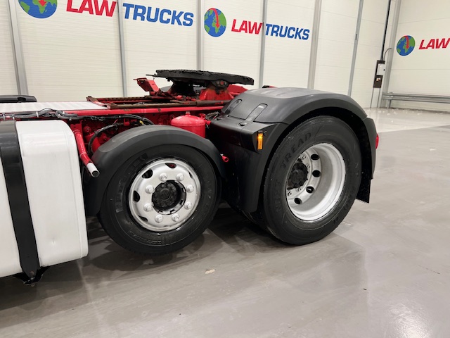 DAF XF 440 6×2 Midlift Tractor Unit PTO