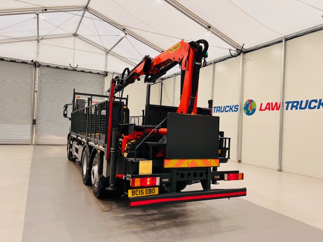 Iveco Stralis 310 Euro 6 6×2 Dropside Brick Grab