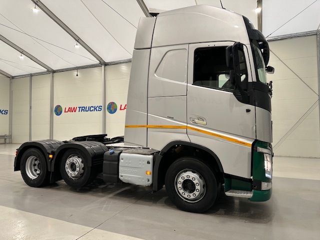 Volvo FH 500 6×2 Midlift Tractor Unit