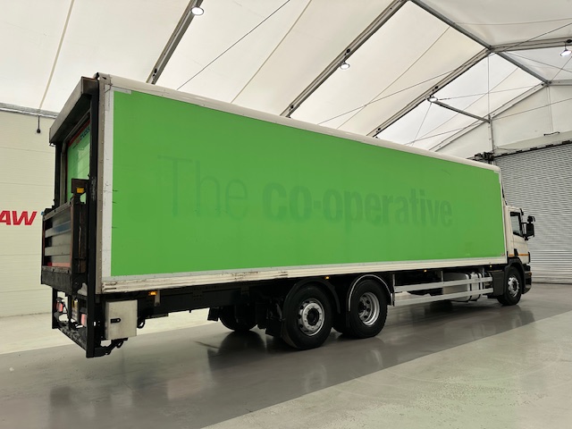 Scania P280 6×2 Rear Lift Day Cab Fridge Box