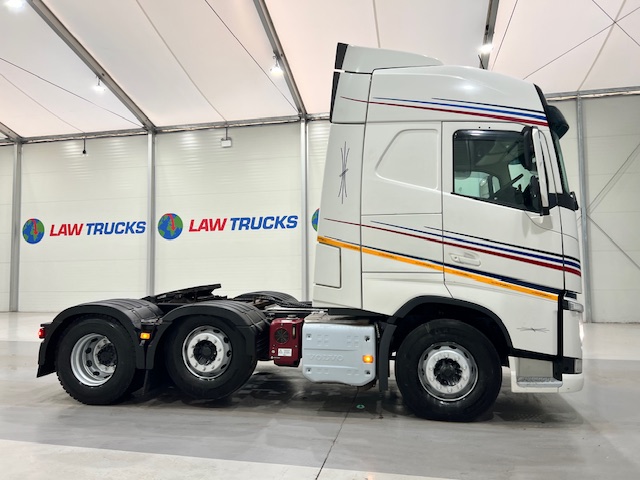 Volvo FH 500 6×2 Midlift Tractor Unit