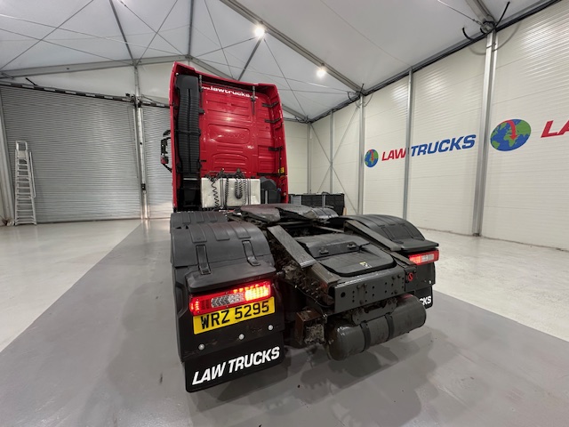Volvo FH 500 6×2 Sleeper Cab Tractor Unit