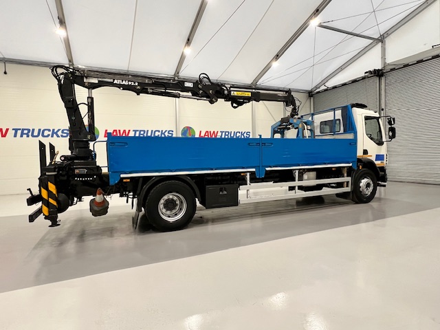 DAF LF55 220 Day Cab Dropside Brick Grab