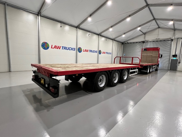 Volvo FH 500 6×2 Rear Lift Flatbed’s Drawbar