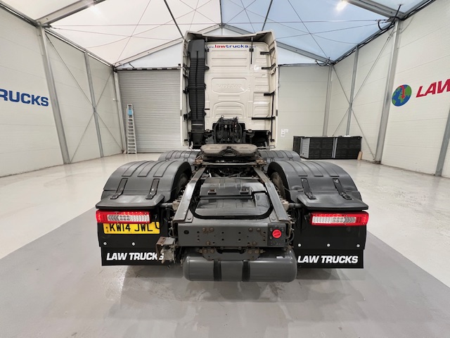 Volvo FH 500 6×2 Sleeper Cab Tractor Unit