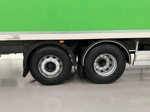 Scania P280 6×2 Rear Lift Day Cab Fridge Box