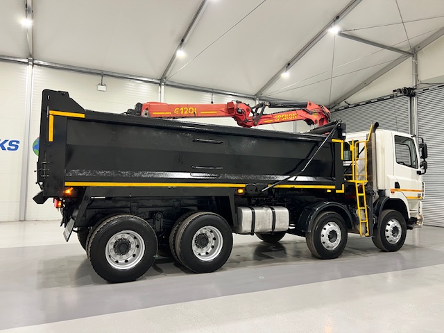 DAF CF85 360 8×4 Day Cab Steel Tipper Grab