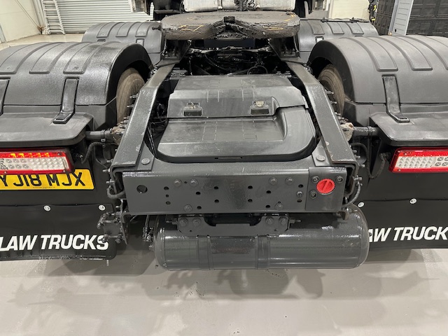 Volvo FH 500 6×2 Midlift Tractor Unit PTO