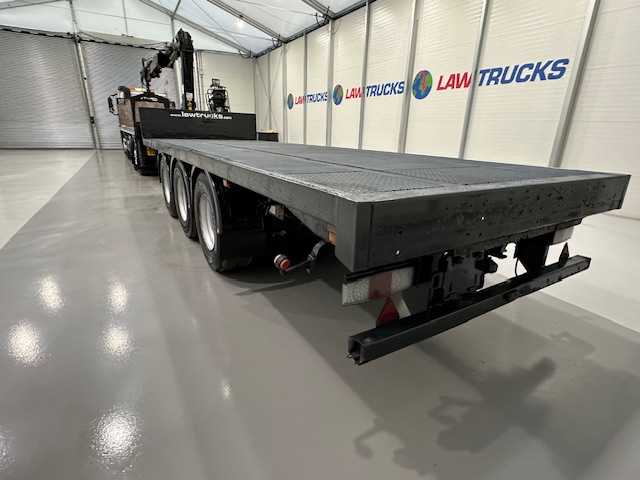 DAF CF85 360 8×2 Flatbed Brick Grab Drawbar