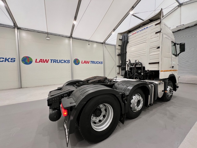 Volvo FH 460 6×2 Midlift Tractor Unit PTO