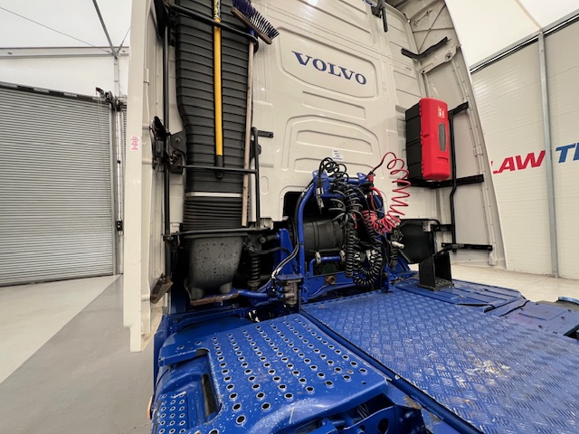 Volvo FH 500 6×2 Midlift Tractor Unit