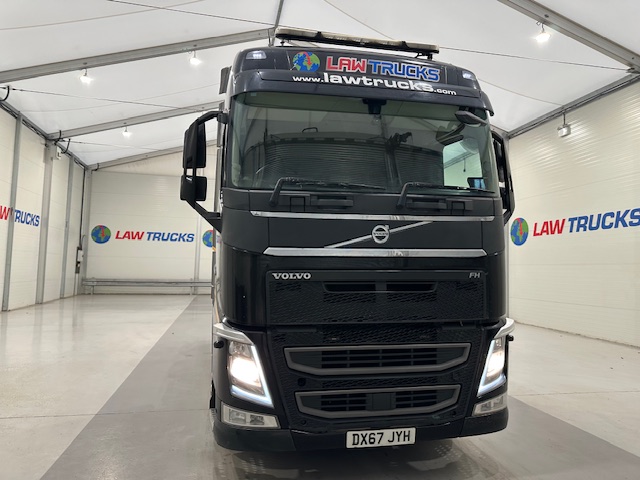 Volvo FH 500 6×2 Midlift Tractor Unit