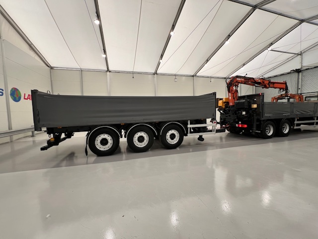Scania P270 6×2 10 Tyre Flatbed Drawbar Brick Grab