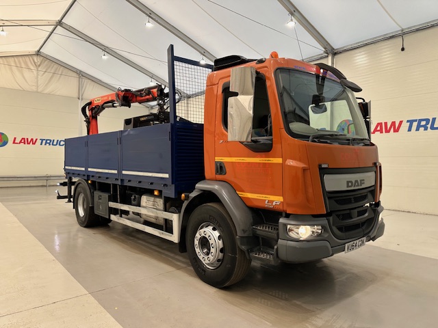 DAF LF 220 Day Cab Dropside Brick Grab