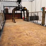 Iveco Stralis 310 Euro 6 6×2 Flatbed Brick Grab - thumbnail