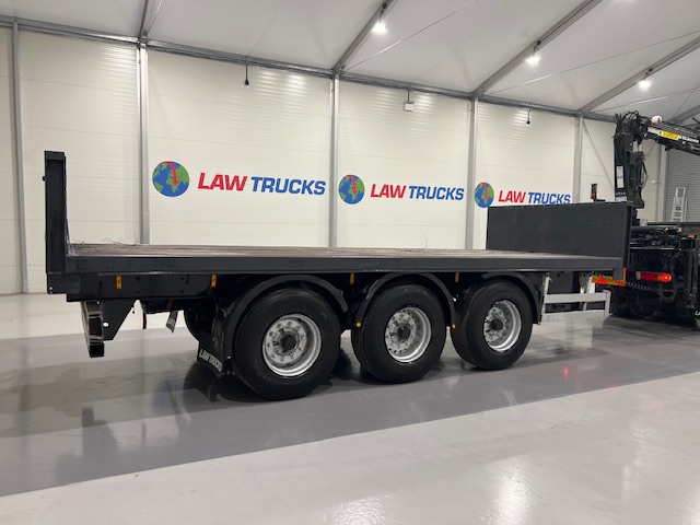 Scania R420 8×2 Rear Lift Brick Grab Drawbar