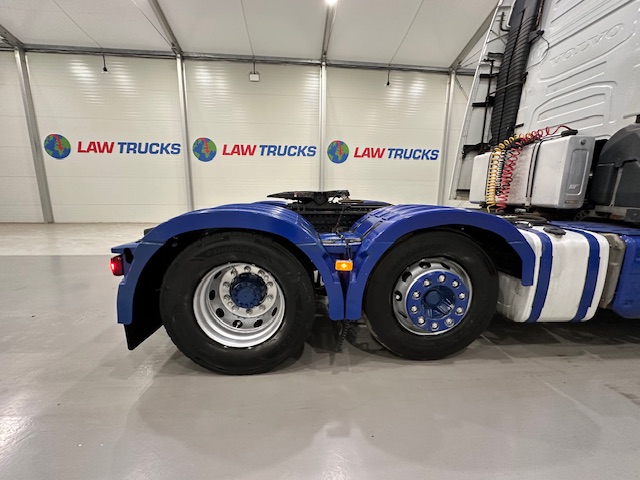 Volvo FH 500 6×2 Midlift Tractor Unit
