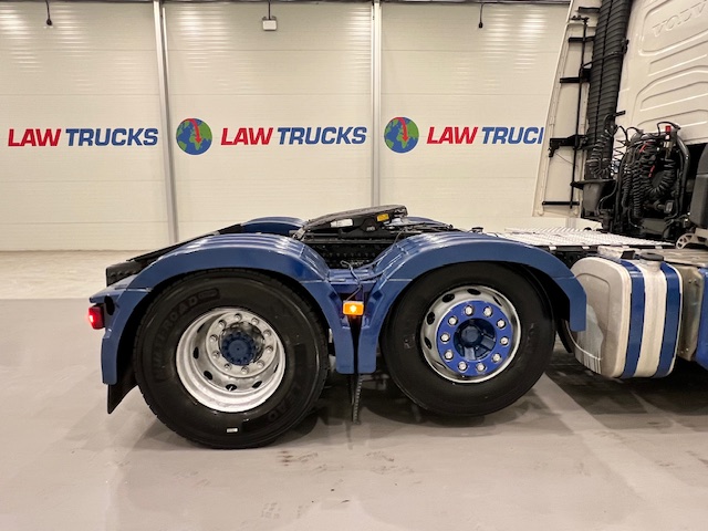 Volvo FH 500 6×2 Midlift Tractor Unit