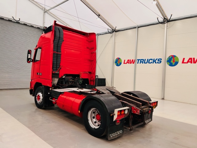 Volvo FH12 420 4×2 GTXL Tractor Unit