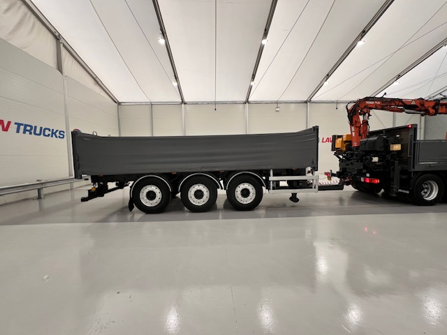 Scania P270 6×2 10 Tyre Flatbed Drawbar Brick Grab